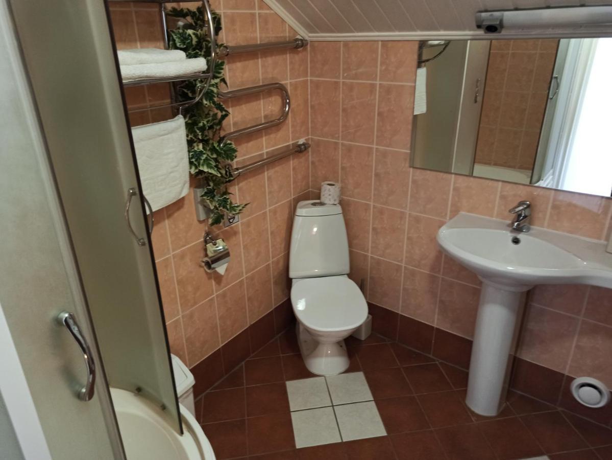 Central Hotel Нарва Екстериор снимка