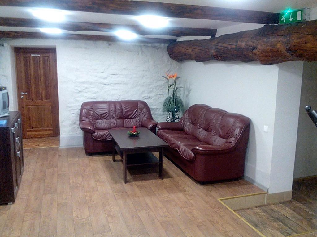 Central Hotel Нарва Екстериор снимка